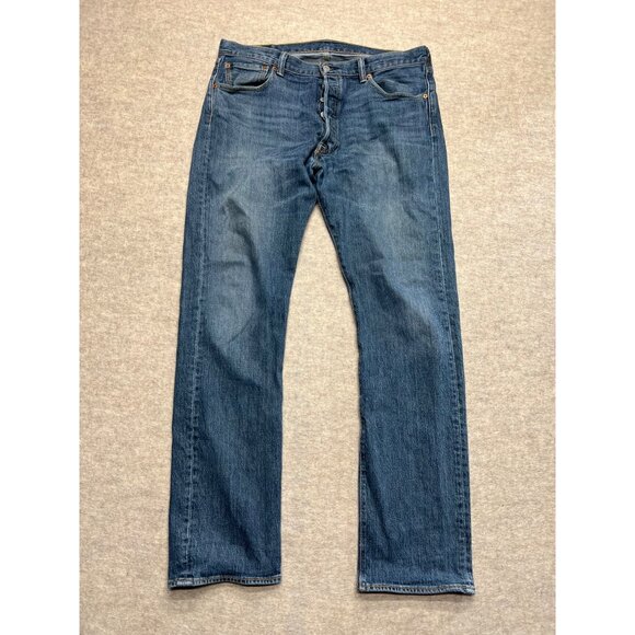 Levi's 501 Button Fly Straight Leg Medium Wash Men's Denim Jeans 36 X 34 - Picture 1 of 9
